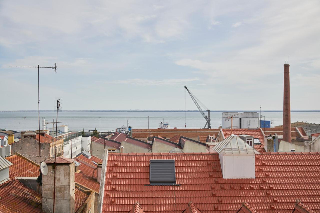 Bright Apt W Balcony, Ac, Parking, By Timecooler Lisboa Eksteriør bilde