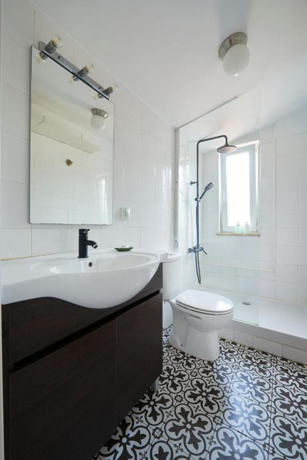 Bright Apt W Balcony, Ac, Parking, By Timecooler Lisboa Eksteriør bilde